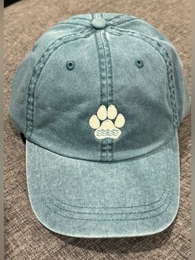 NWOT Dog/Lake Liver Denim Blue Adjustable Baseball Cap